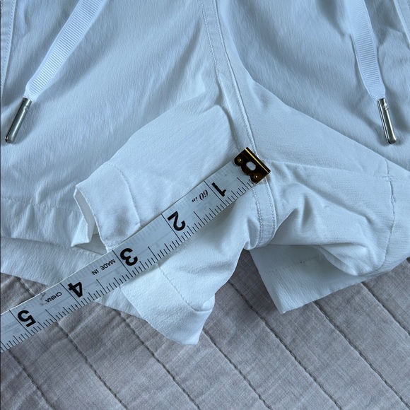 Lululemon dance studio white high rise lined casual shorts 6 - Picture 5 of 14